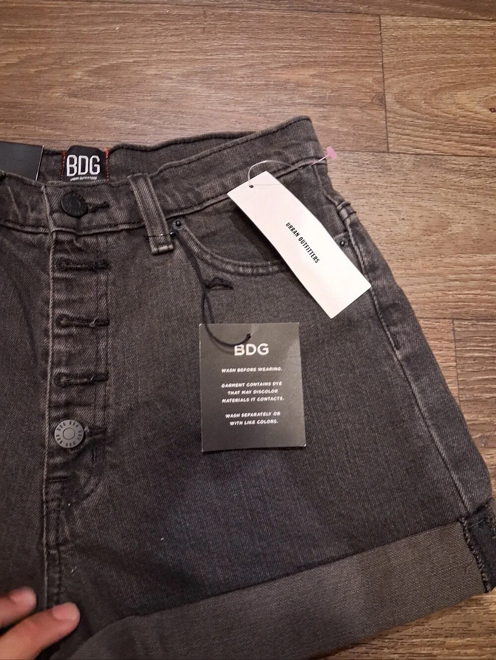 BDG Mom Highrise Shorts Button Fly Womens Size 27 Black.